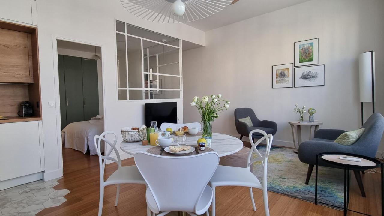 Au 53, Sous Le Chartil Apartman Reims Kültér fotó