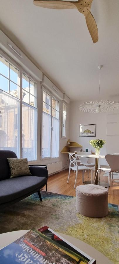 Au 53, Sous Le Chartil Apartman Reims Kültér fotó